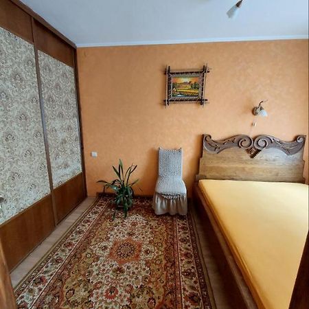 Apartment On Voli Avenue 21 Luck Kültér fotó