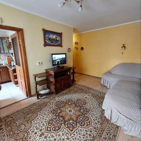 Apartment On Voli Avenue 21 Luck Kültér fotó
